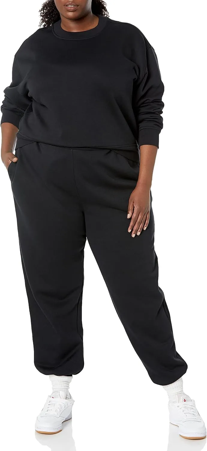 Amazon Essentials Women's Relaxed Jogger (Available in Plus Size)