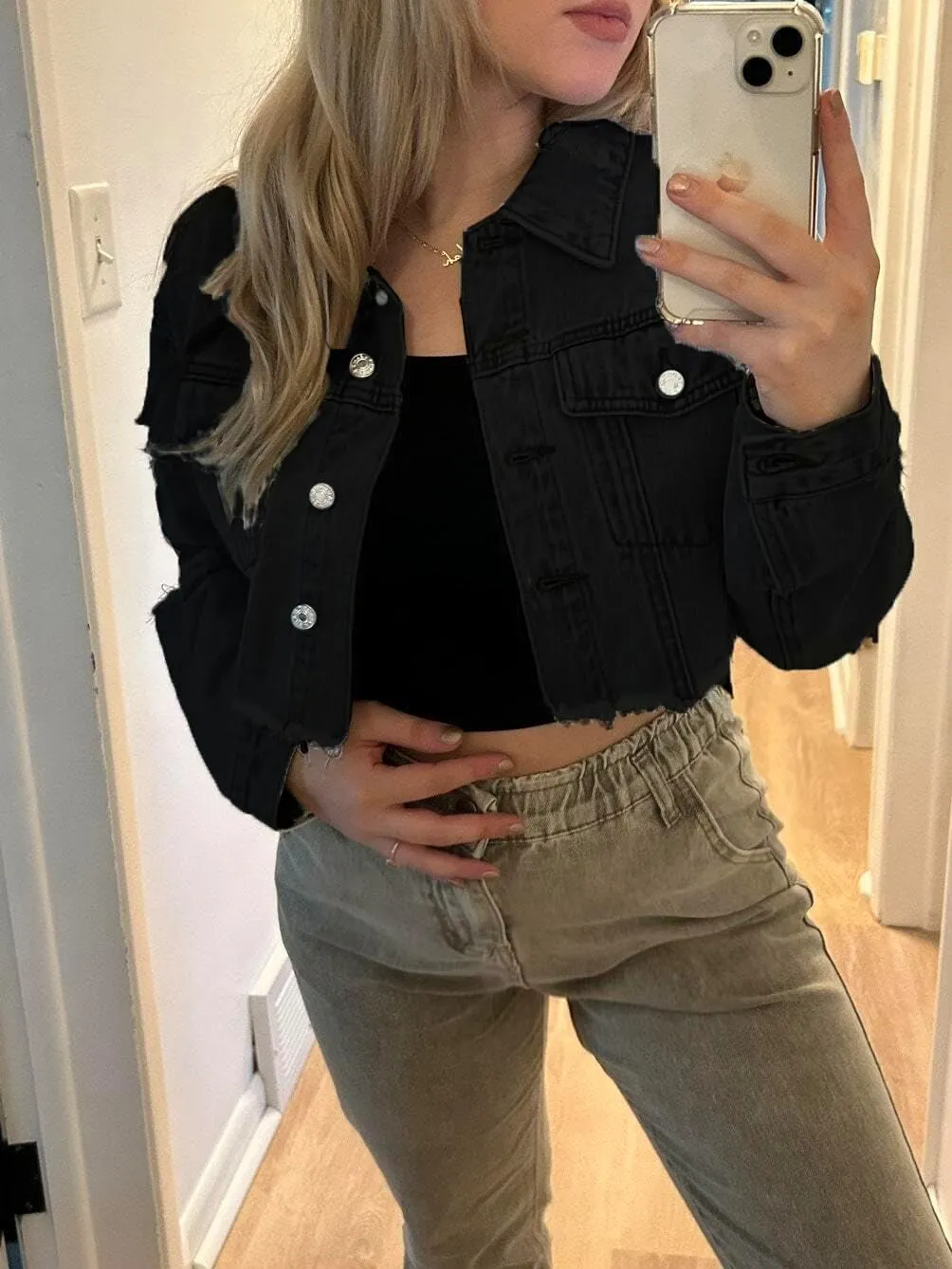 andy & natalie Women's Cropped Jean Jacket Fashion Frayed Hem Denim Jacket Long Sleeve Dressy Button Down Outfit Jackets