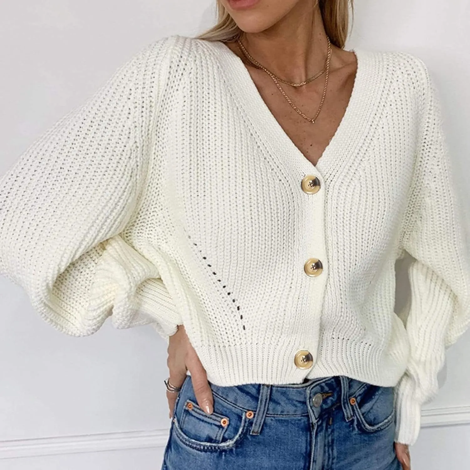 Cardigan Sweaters for Women Lightweight Open Front Chunky Knit Long Sleeve V Neck Button Loose Cropped Cardigan