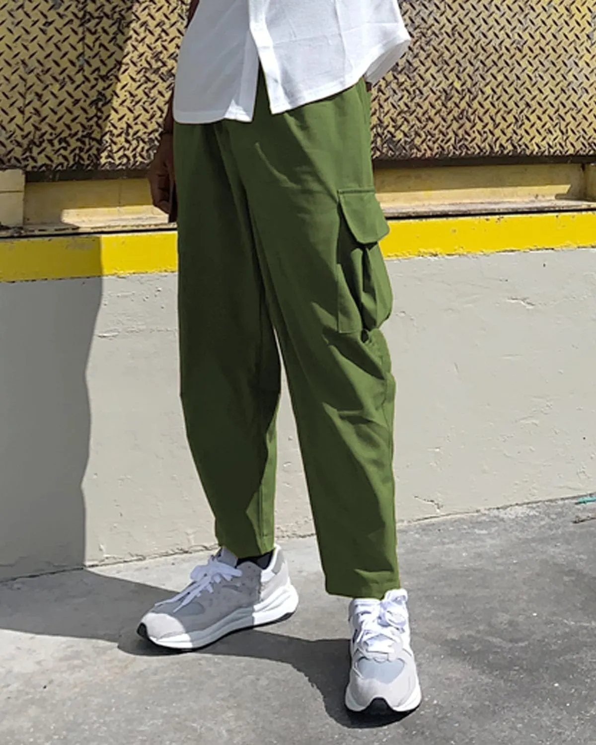 COOFANDY Mens Cargo Pants Relaxed Fit Casual Linen Pants Drawstring Sweatpants with 6 Pockets
