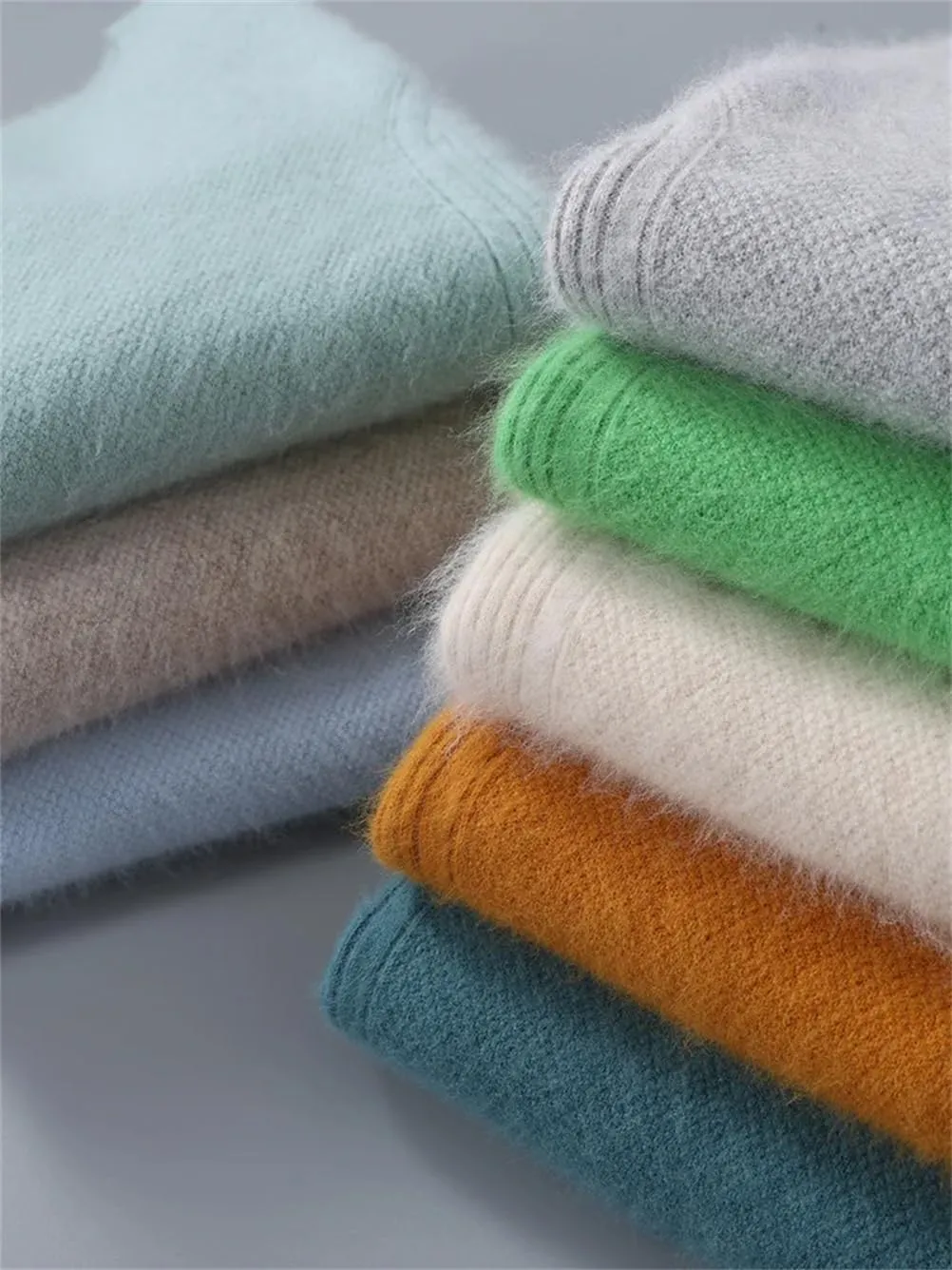 Men V Neck Sweater Long Sleeve Loose Casual Slim Fit Soft Knit Solid Color Pullover Sweater Mens Wool Sweaters