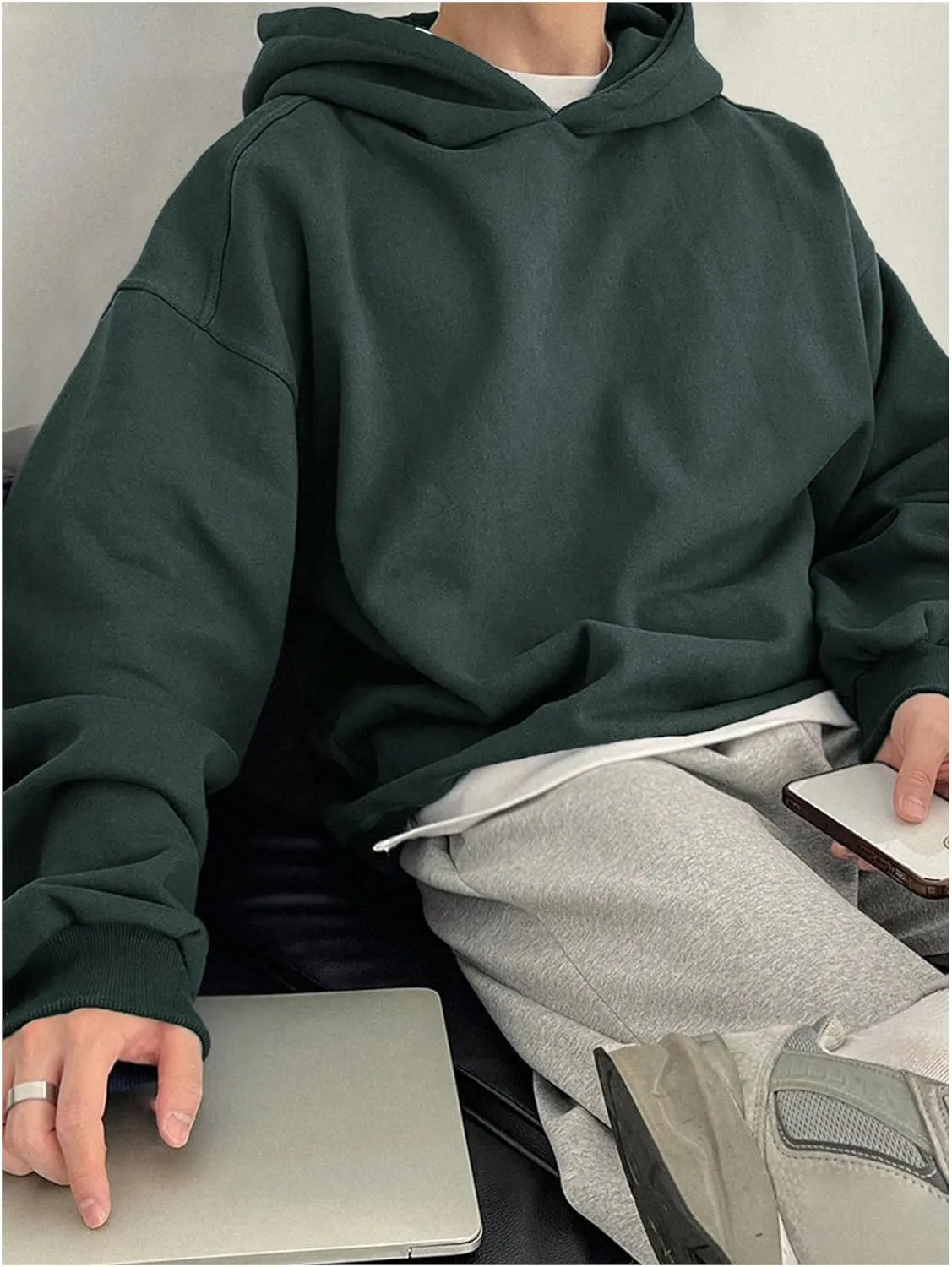 SOLY HUX Men's Oversized Hoodies Long Sleeve Drop Shoulder Basic Pullover Sweatshirt with Hood