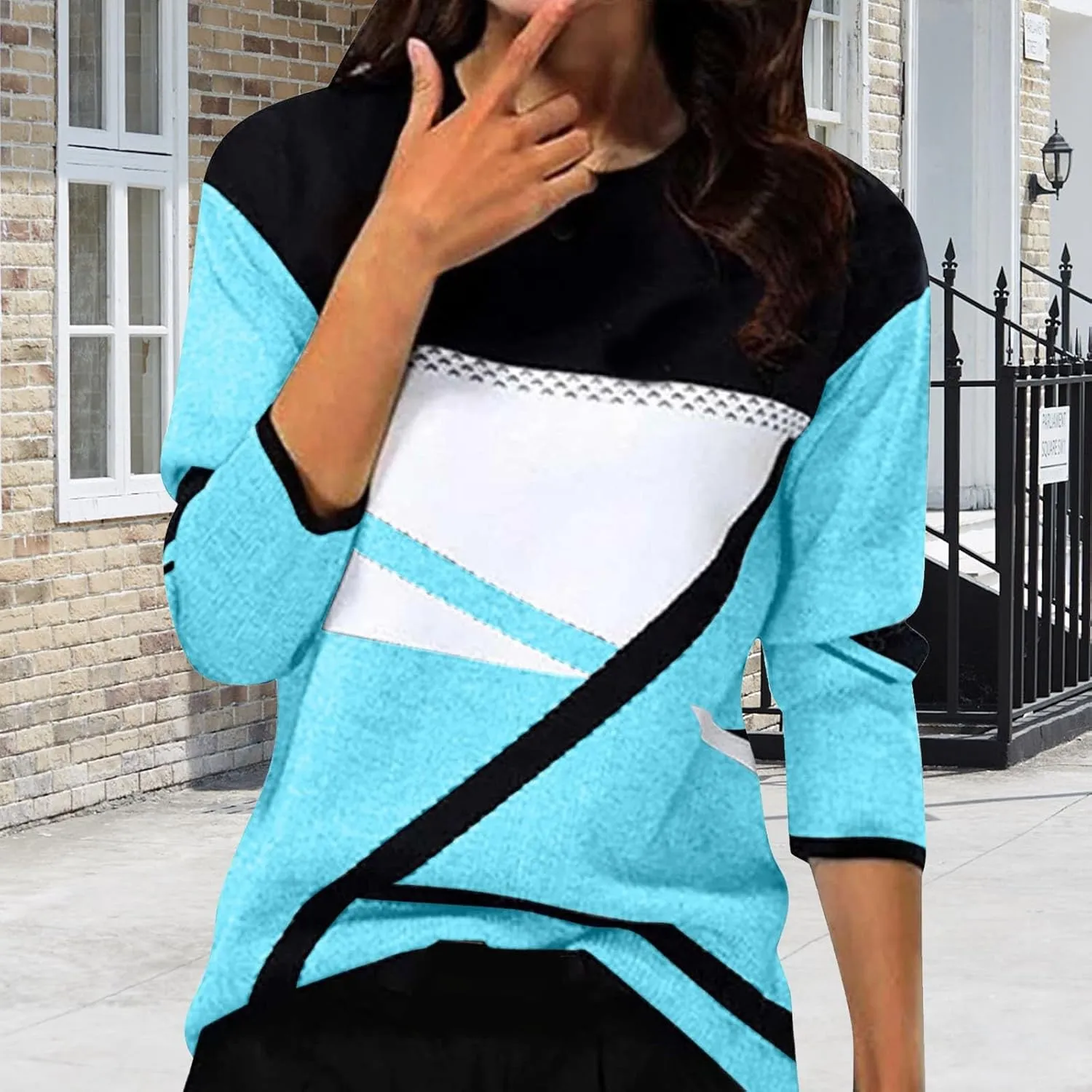 Women Trendy Colors Block Sweatshirt Long Sleeve Crewneck Shirts for Spring Fall Winter Tops 2025 Fit Casual Blouses