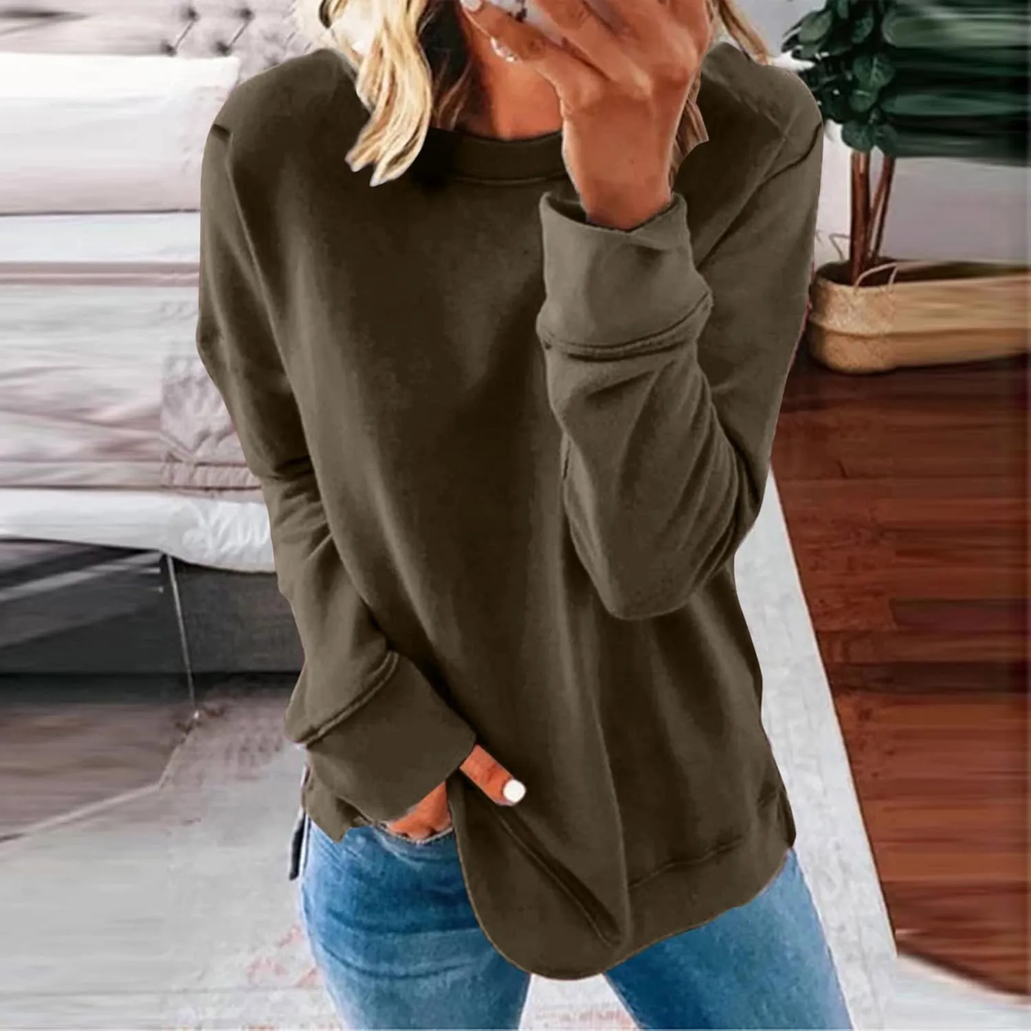 Womens Casual Sweatshirt Crewneck Loose Plain Pullover Tee Fashion Long Sleeve Lightweight Home Cozy Tunics Blouse